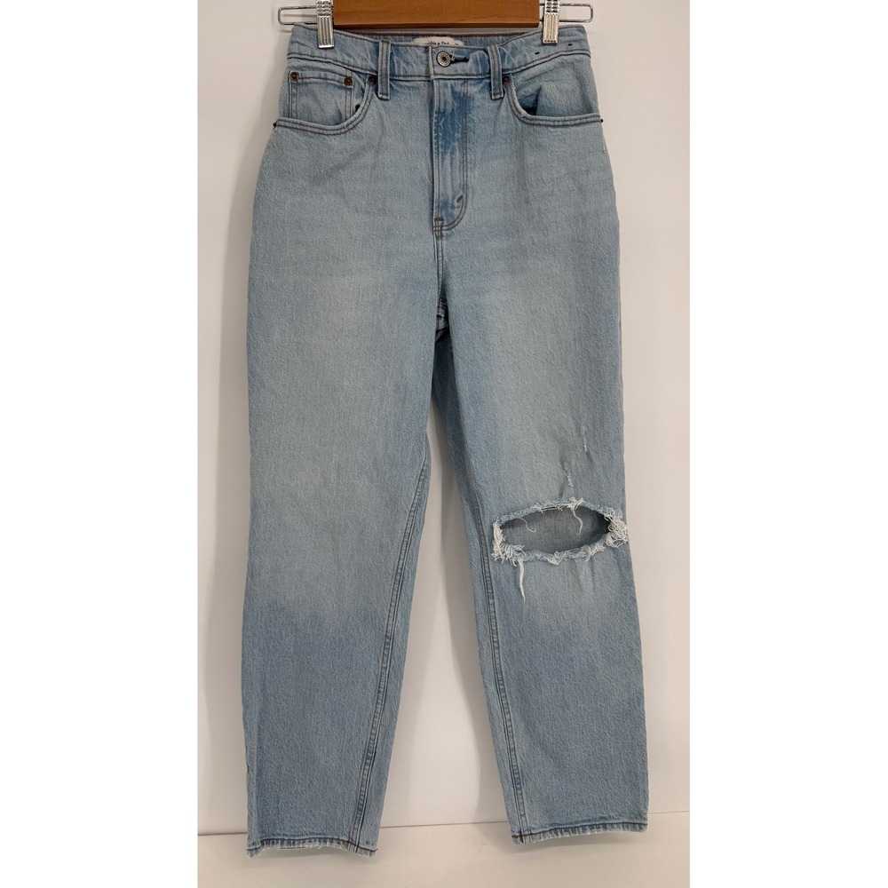 Abercrombie & Fitch Womens Ultra High Rise Straight Jeans Light Distressed 27/4S